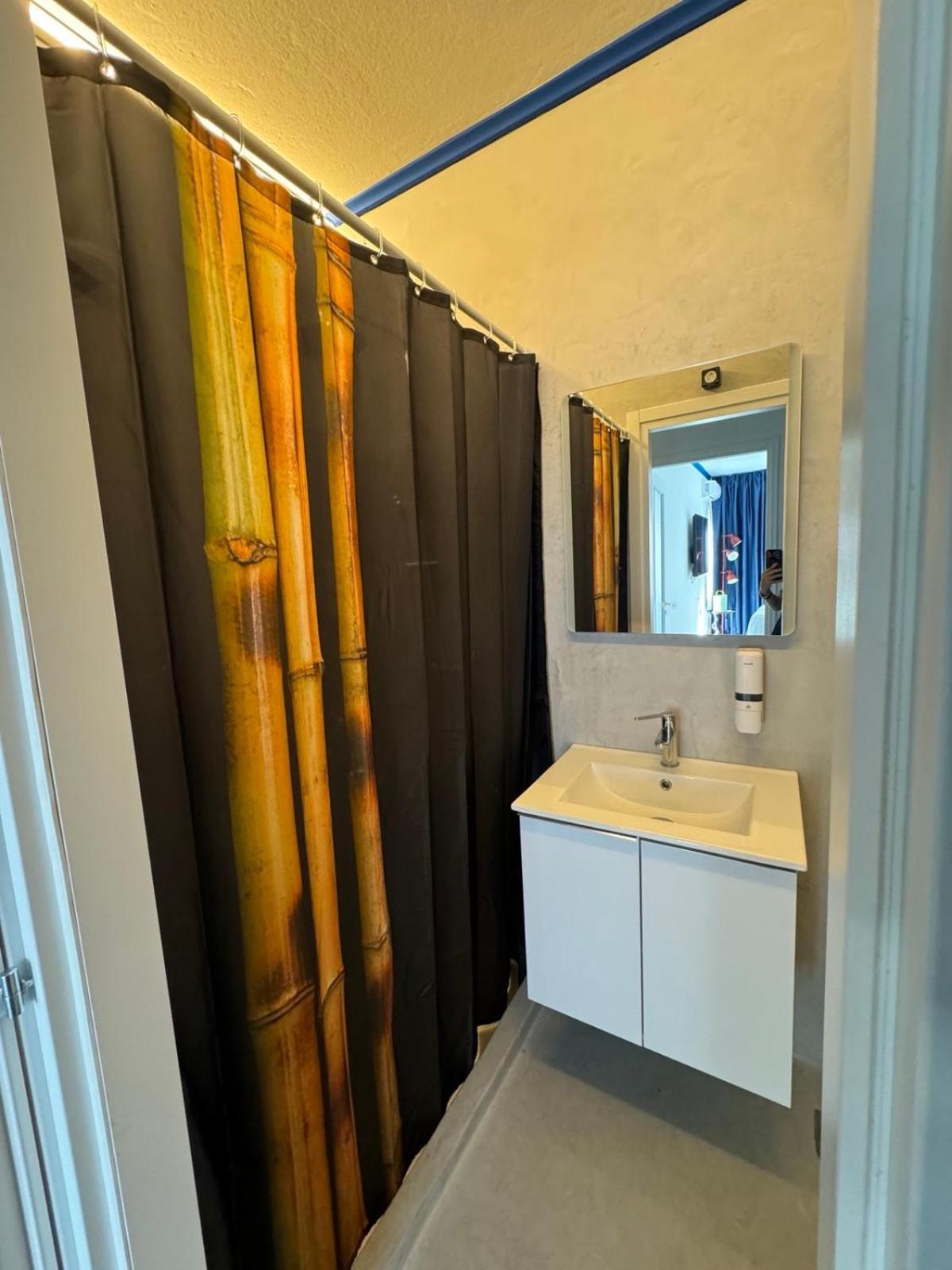 Voulis 45 Plaka Suite By Zeussuites Aten Exteriör bild