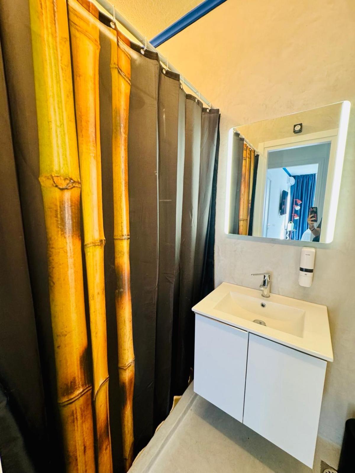 Voulis 45 Plaka Suite By Zeussuites Aten Exteriör bild